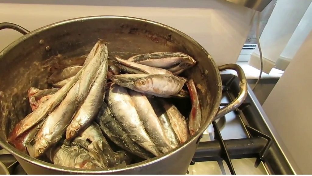How to Cook Sprats for Dogs